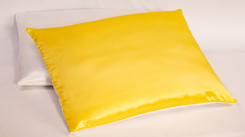 Silk pillowcase