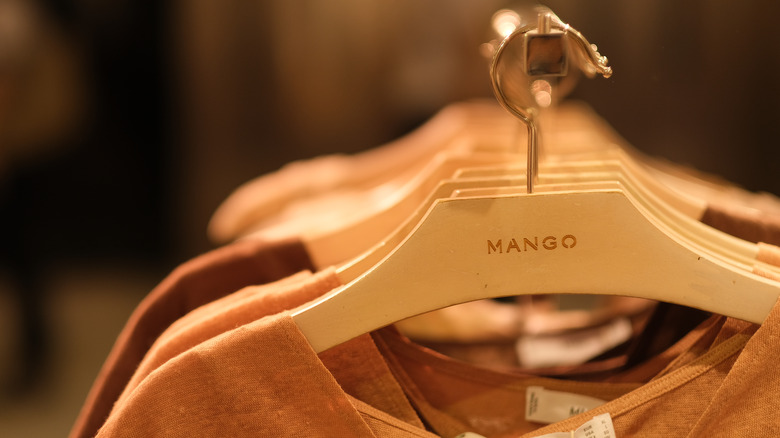 Mango label on hanger