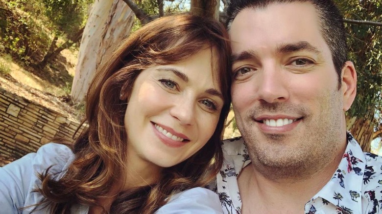 Zooey Deschanel Jonathan Scott selfie