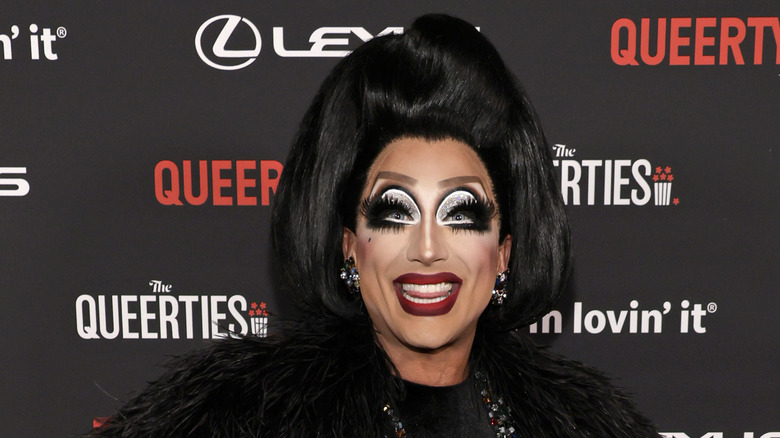 Bianca Del Rio posing on the red carpet