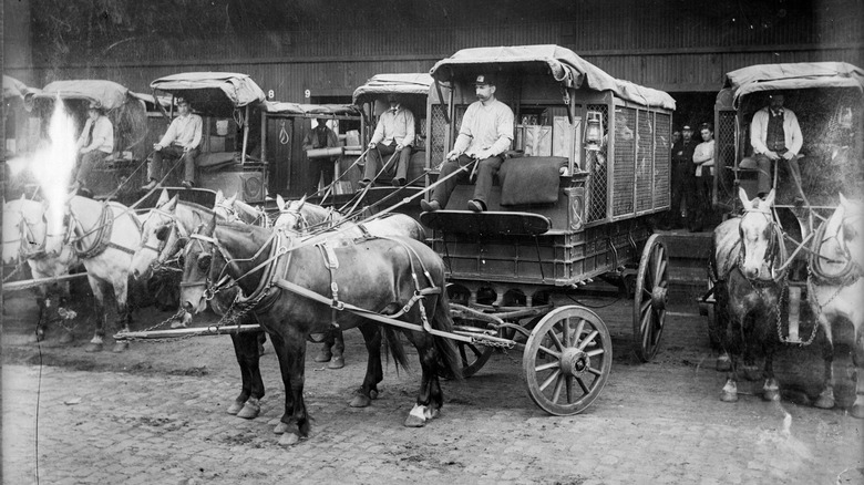 american mail van