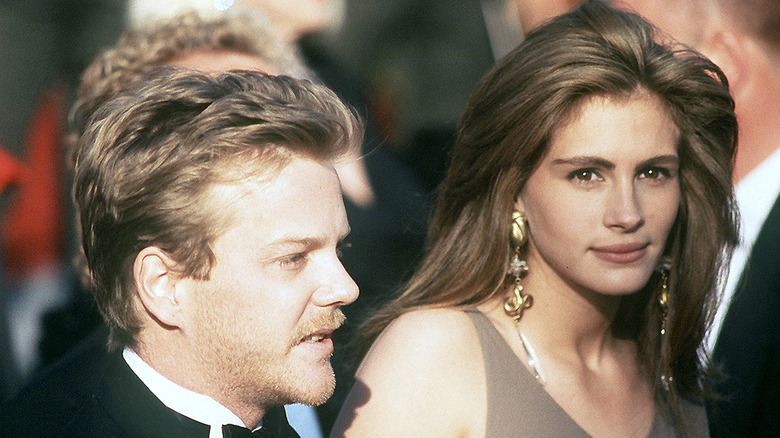 Keifer Sutherland and Julia Roberts in 1990