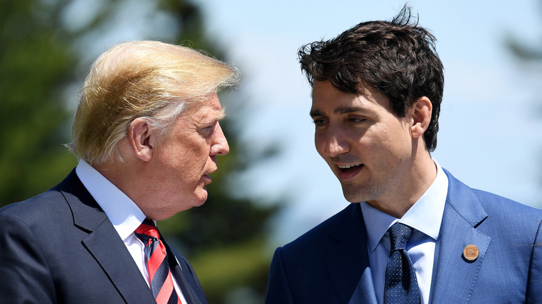 Presient-elect Donald Trump and Canadian Prime Minister Justin Trudeau talking