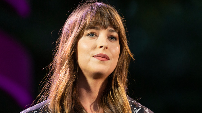 Dakota Johnson with a shaggy cut