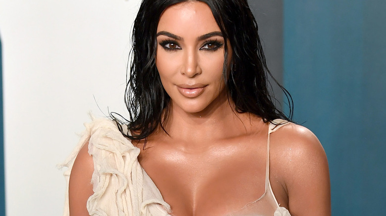 Kim Kardashian with wet hair look