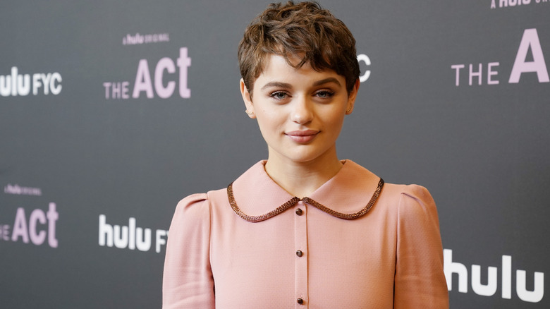 joey king at the act premiere