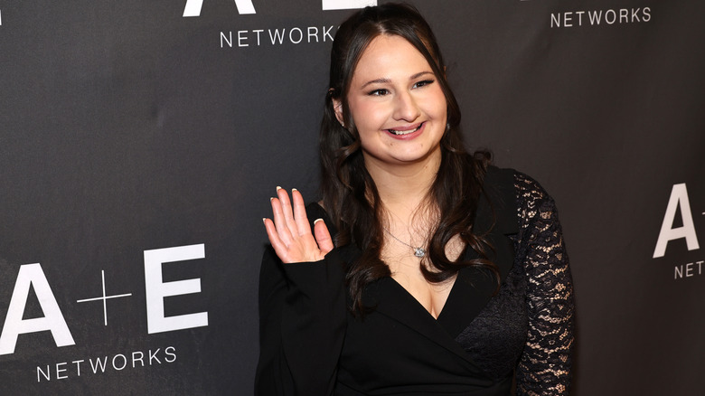 Gypsy Rose Blanchard at event