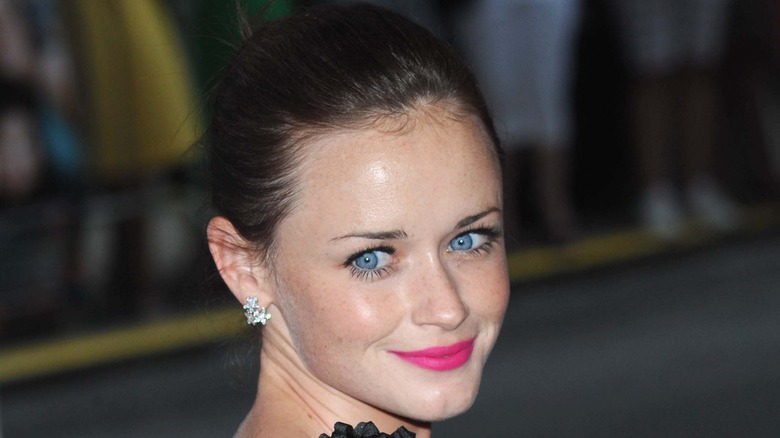 Alexis Bledel posing on the red carpet