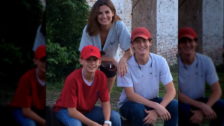 Kaitlan Collins with her brothers