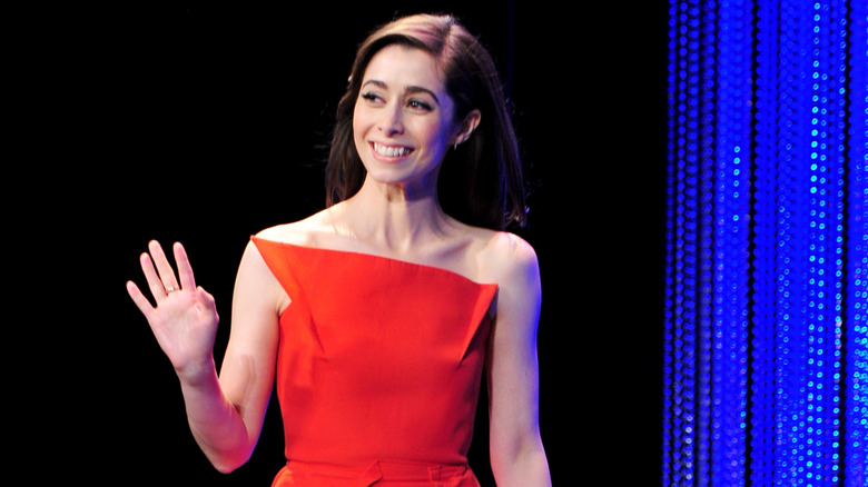 Cristin Milioti waving at Paleyfest honoring How I Met Your Mother