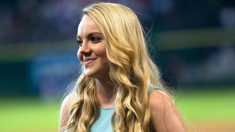 Danielle Bradbery 2013