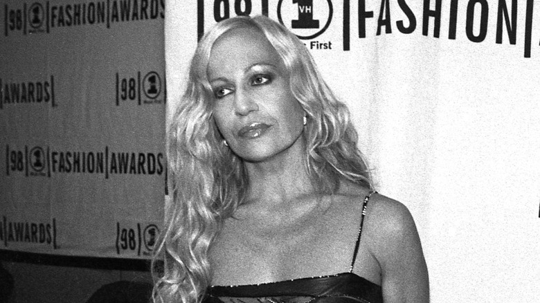 Donatella Versace looking somber at the VH1 Fashion Awards