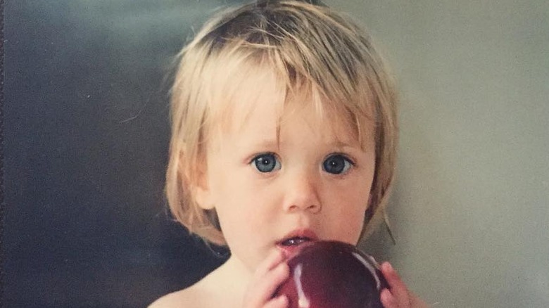 Elizabeth Olsen baby picture