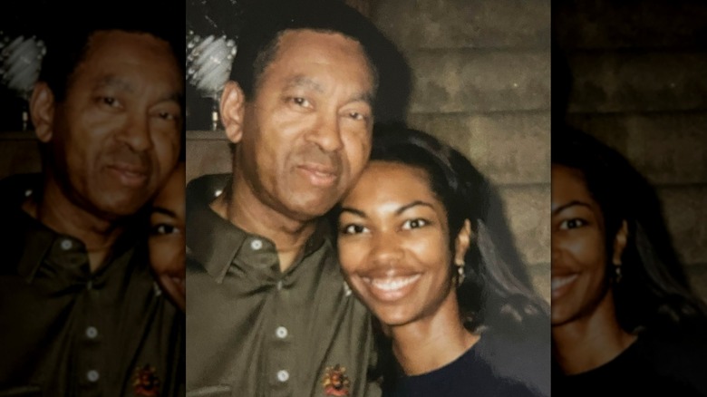 Throwback photo of adolescent Harris Faulkner posing with her father Bobby Harris