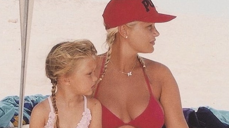 Gigi Hadid as a kid with her mom Yolanda Hadid