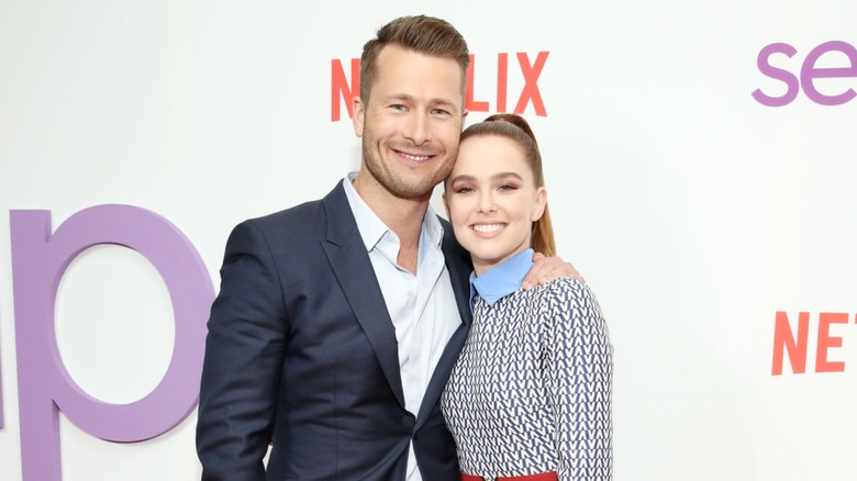 Glen Powell and Zoey Deutch