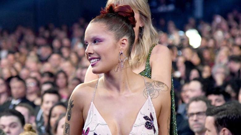 Halsey at the 2019 AMA Awards