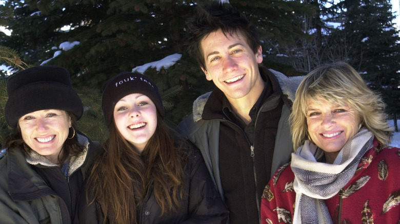 Jena Malone and Jake Gyllenhaal smiling