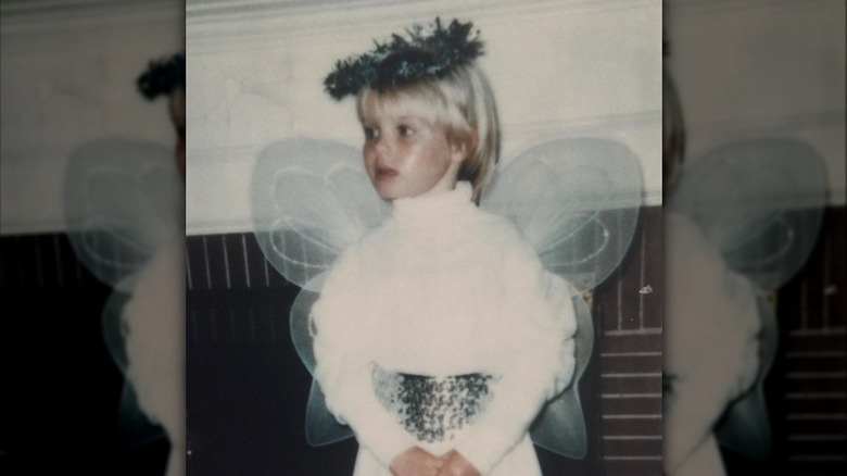 Kate Bosworth as a child in a Halloween costume