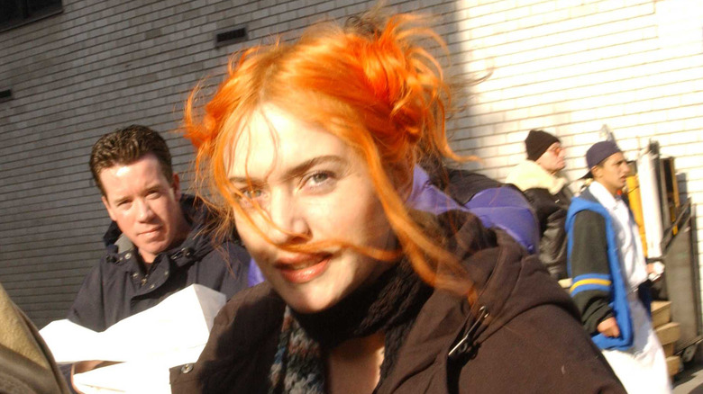 Kate WInslet on set 