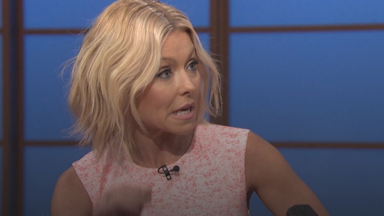 Kelly Ripa on Seth Meyers' show