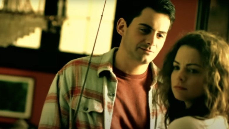 Kimberly Williams and Brad Paisley 2001 music video