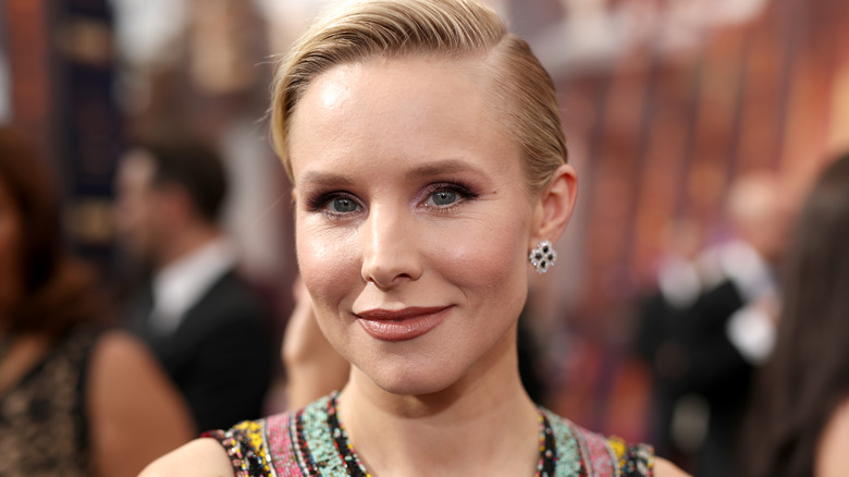 Kristen Bell at the 2019 Emmy Awards