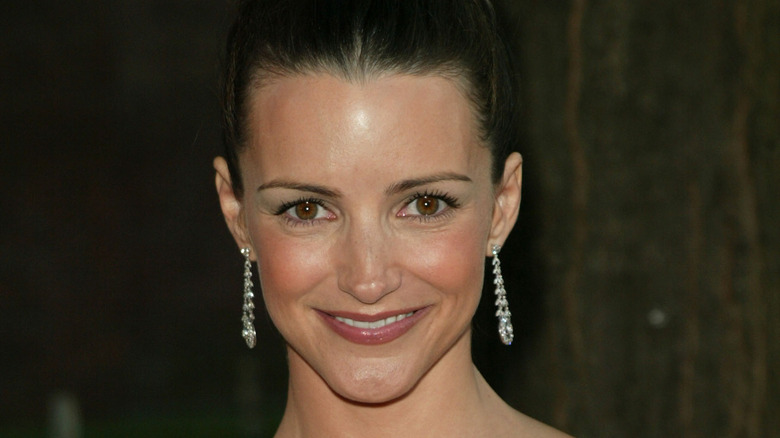 Kristin Davis posing