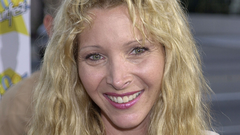 Lisa Kudrow curly hair