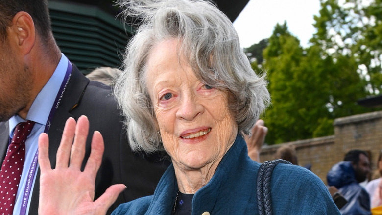 Maggie Smith waving