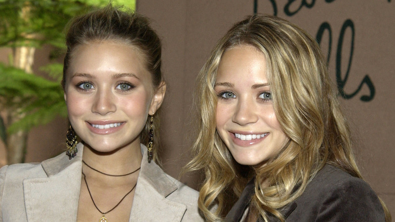 Mary-Kate Olsen posing on the red carpet as a teen