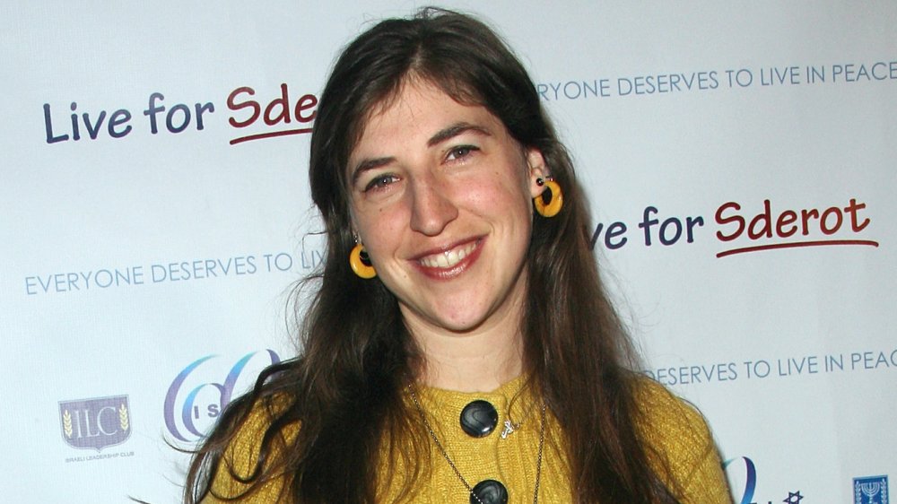 Mayim Bialik on the red carpet in 2008