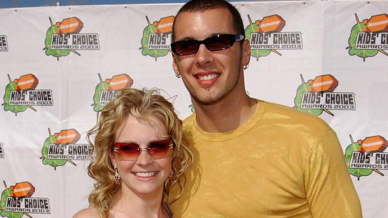 Melissa Joan Hart and Mark Wilkerson in 2003