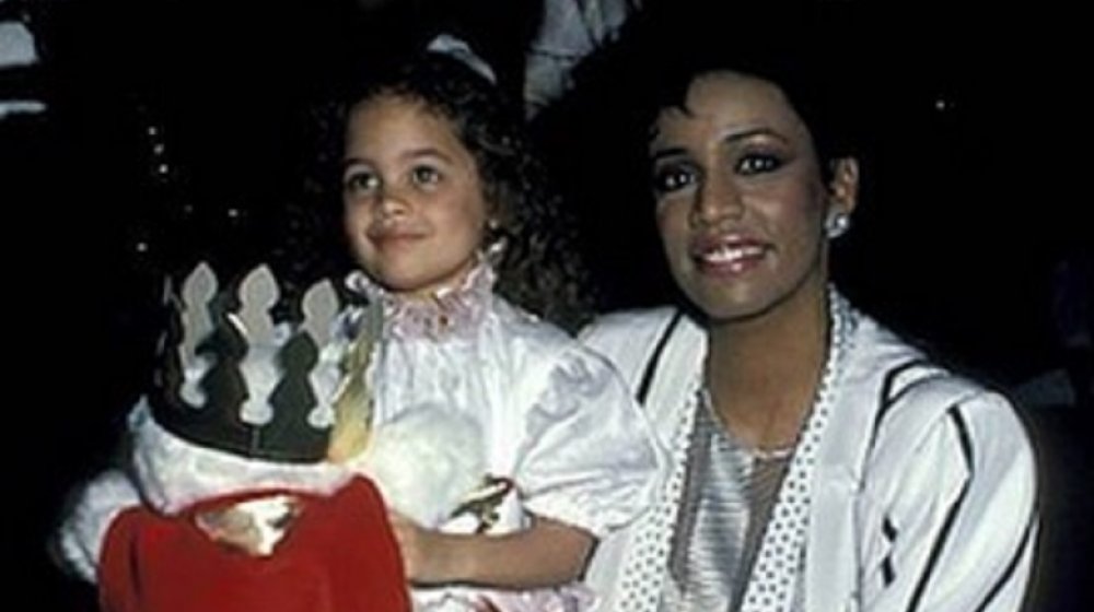 Nicole Richie as a kid with her mother, Brenda 