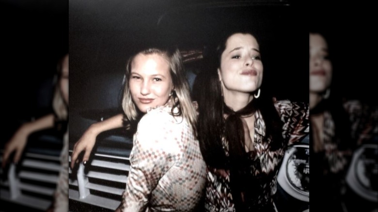 Joey Lauren Adams and Parker Posey on the set of Dazed and Confused