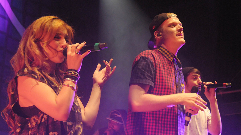 Kirstin Maldonado (L) performs with Pentatonix in 2014