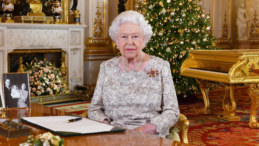 Queen Elizabeth giving her Christmas address 