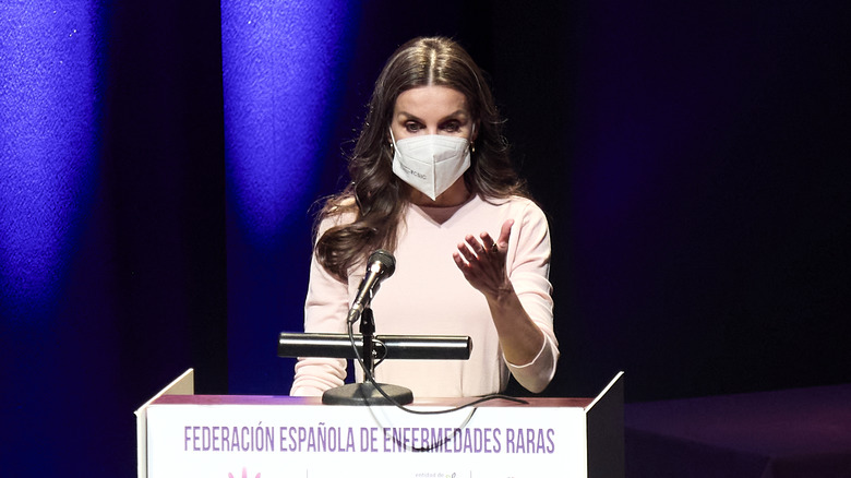 Queen Letizia giving a speech 