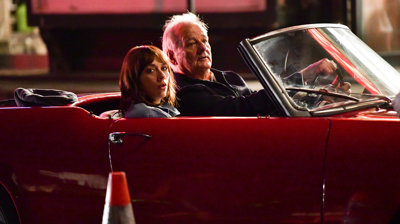 Rashida Jones and Bill Murray on set of "On the Rocks"