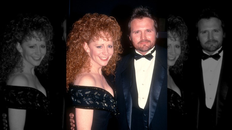 Reba McEntire and Narvel Blackstock smiling