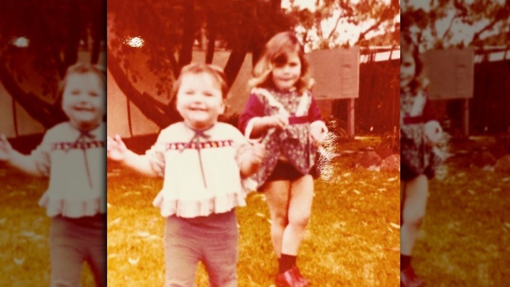 young Savannah Guthrie running