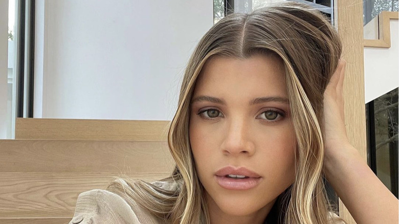 Sofia Richie posing 