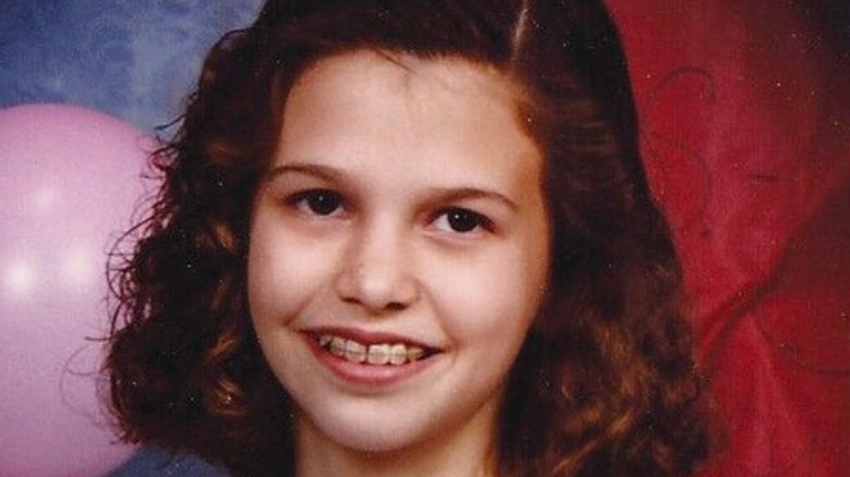 Young Sutton Foster with braces