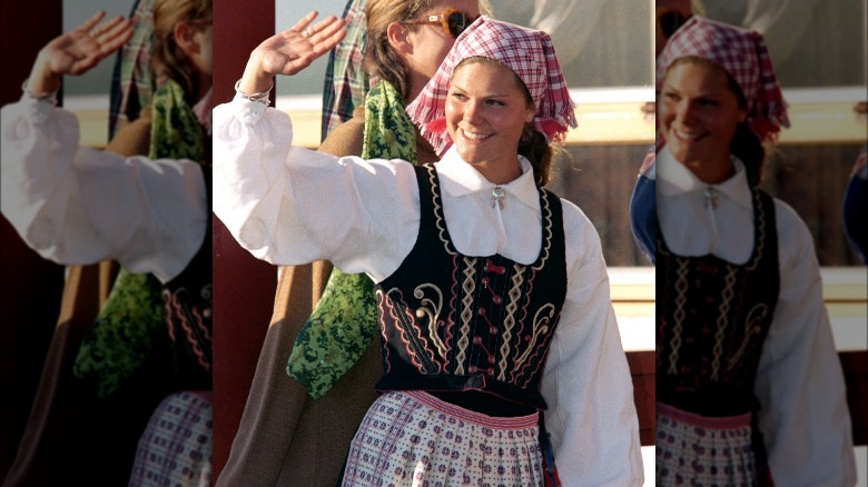 Young Crown Princess Victoria waving