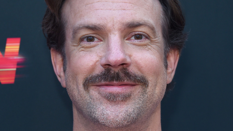 Jason Sudeikis smiling 