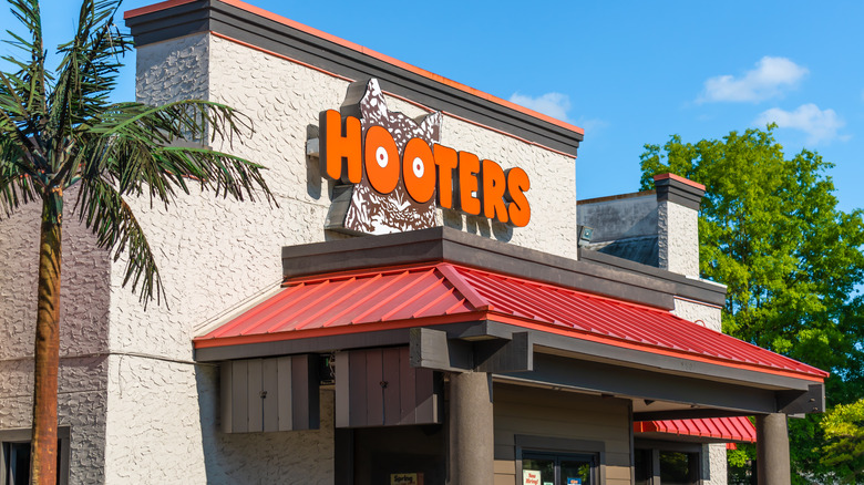 exterior shot of Hooters