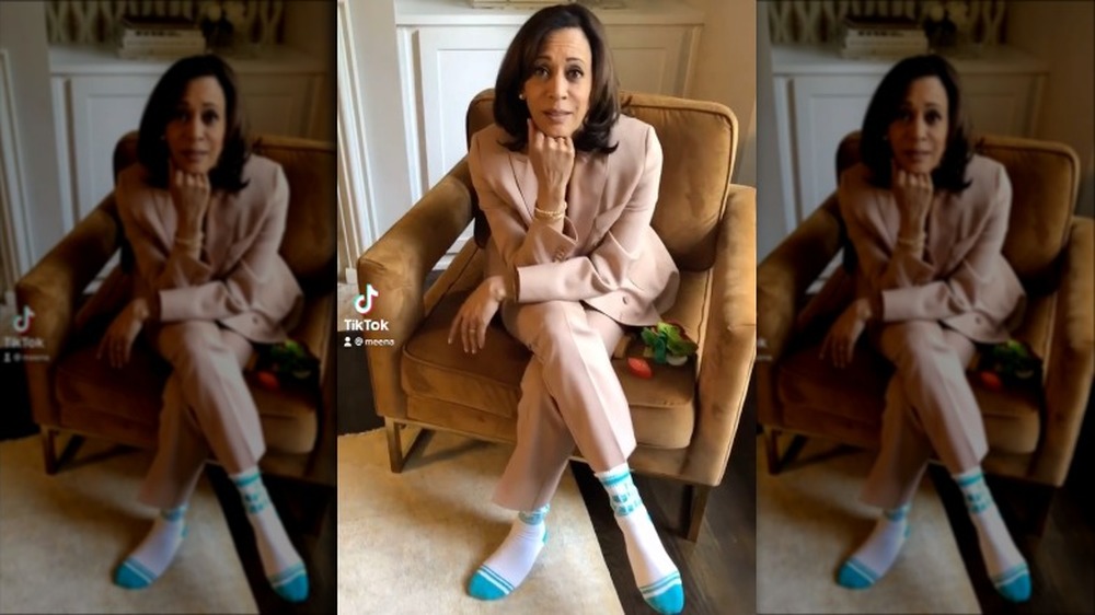 Kamala Harris wearing blue socks