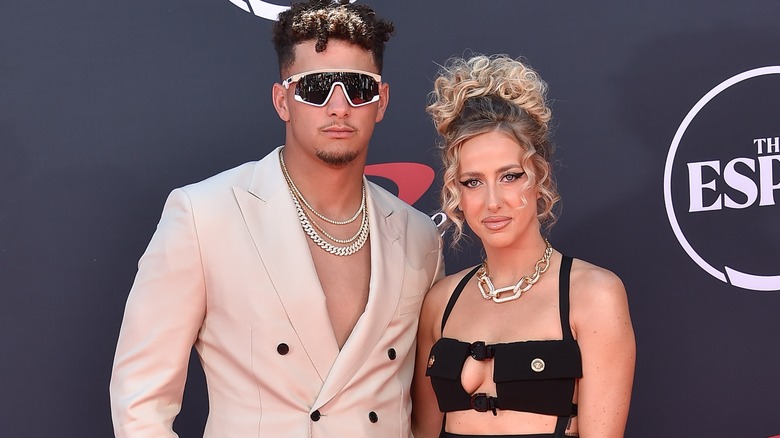 Patrick Mahomes and Brittany Mahomes pose together at the ESPY Awards