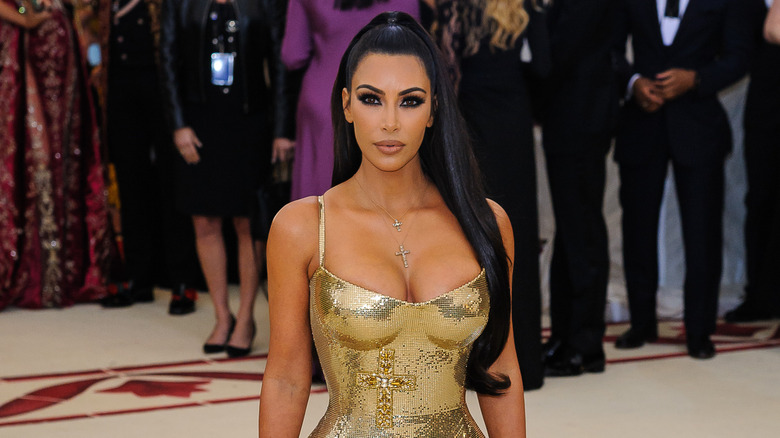 The Tips That Kim Kardashian S Spray Tanner Swears By