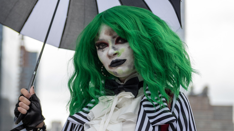 Beetlejuice halloween costume with green hair 